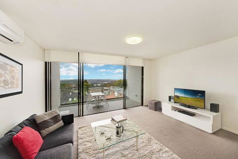 Incredible Waterview Apartment Neutral Bay G301 - Sunshine Coast Guide 2