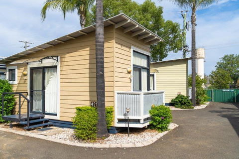 Injune Motel - Sunshine Coast Guide 2