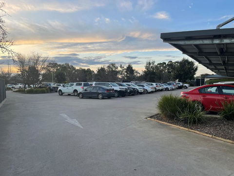 International Hotel Wagga Wagga - Sunshine Coast Guide 2
