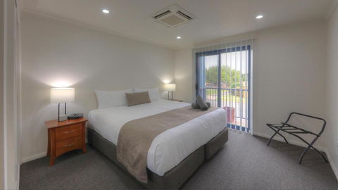 INVERELL RSM CLUB MOTEL - Sunshine Coast Guide 3
