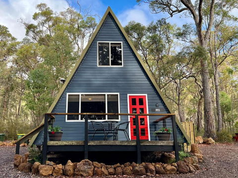 Iris At Porongurup Chalets - Sunshine Coast Guide 0