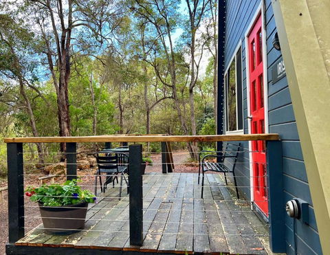 Iris At Porongurup Chalets - Sunshine Coast Guide 2