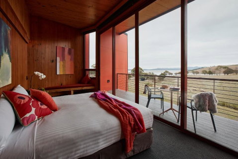 Iron Creek Bay Estate - Sunshine Coast Guide 0