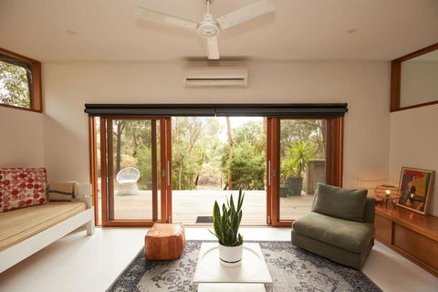 Ironbark Shack - Jan Juc - Sunshine Coast Guide 1