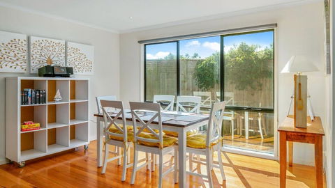 Island Holidayze - Sunshine Coast Guide 3
