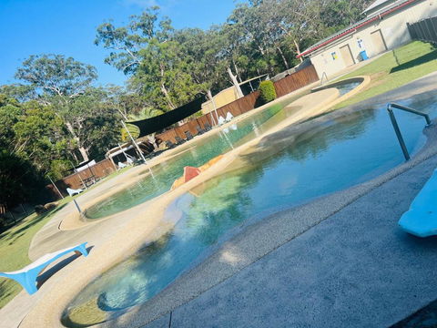 Island Leisure Village - Sunshine Coast Guide 1