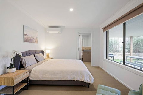 Island Life By Ready Set Stay - BYO LINEN & TOWELS - Sunshine Coast Guide 2