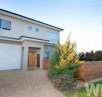 Adelphi Views on Luton - Woodlands - Sunshine Coast Guide