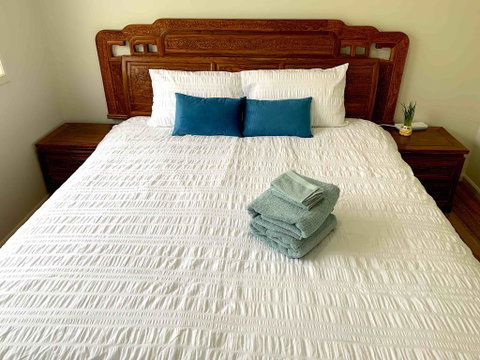 AHA Family Holiday House With Huge Backyard - Sunshine Coast Guide 0