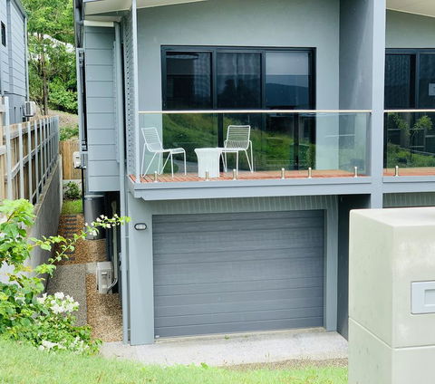 AIRLIE BEACH Delight. Hop, Skip Jump To Everything - Sunshine Coast Guide 1