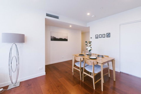 AirTrip Apartment II On Cordelia Street - Sunshine Coast Guide 2