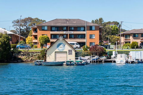 Akuna, Unit 8, 112-116 Little Street - Sunshine Coast Guide 0