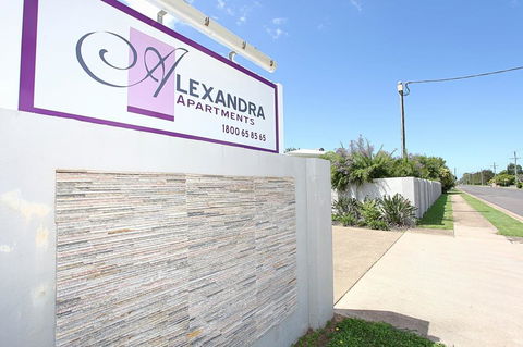 Alexandra Apartments - Sunshine Coast Guide 0