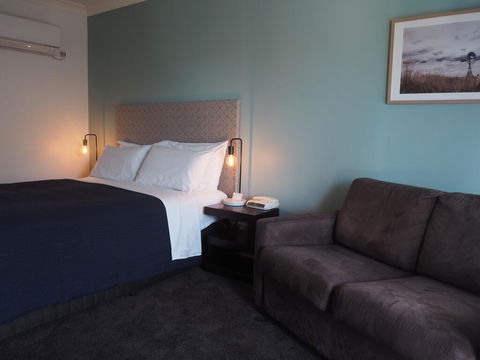 Alexandra Place - Sunshine Coast Guide 3