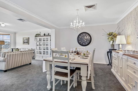 Allandale Bed & Breakfast - Sunshine Coast Guide 3