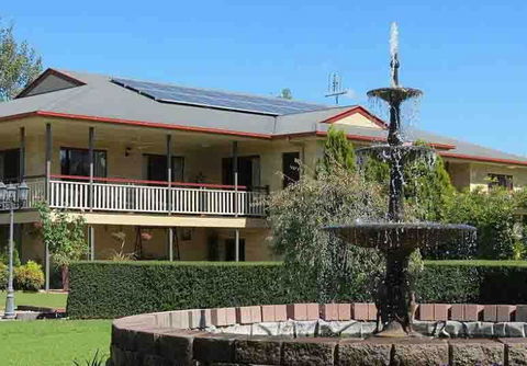 Allora Lodge Bed And Breakfast - Sunshine Coast Guide 0