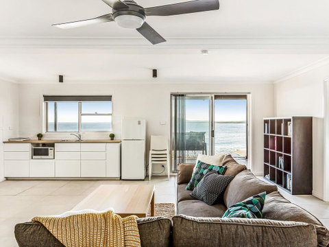 Amaroo - Sunshine Coast Guide 3