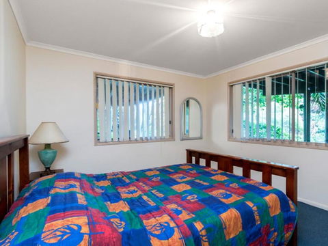 Amaroo House - Sunshine Coast Guide 1