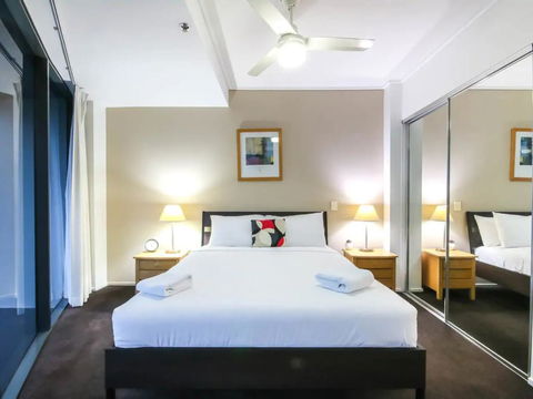 Amazing Brisbane CBD 2 Bedroom Apartment With River Views - Sunshine Coast Guide 2