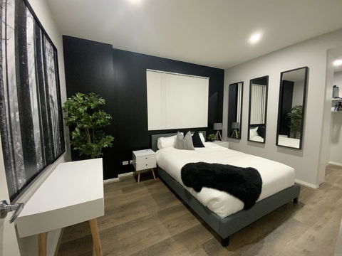 Amazing New Apartment Penrith, Prime Location - Sunshine Coast Guide 0