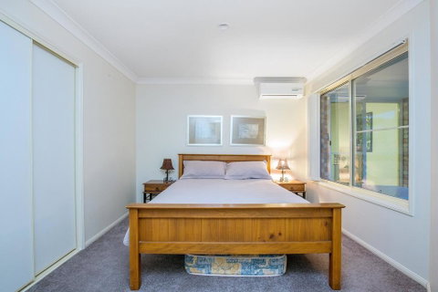 Anaheim Family Lodge By Getastay - Sunshine Coast Guide 3
