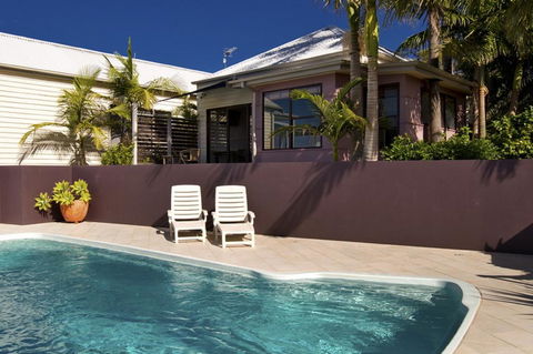 Anglesea Lodge - Sunshine Coast Guide 3