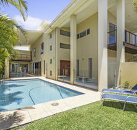 ANGOURIE HOUSE - SALT VILLAGE - Sunshine Coast Guide