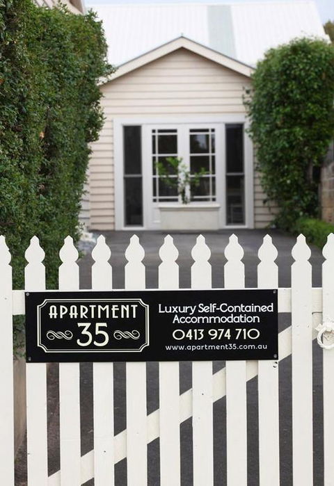 Apartment 35 - Sunshine Coast Guide 3