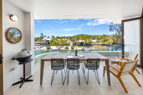 Apartment 5 Pisces - Sunshine Coast Guide 0