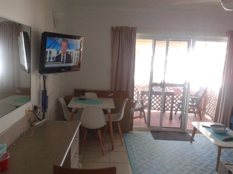 Apartment In Dolphin Heads Resort - Sunshine Coast Guide 2