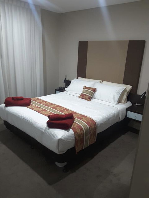 APARTMENT@96 - Sunshine Coast Guide 3