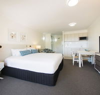 Apartments  2 Landsborough