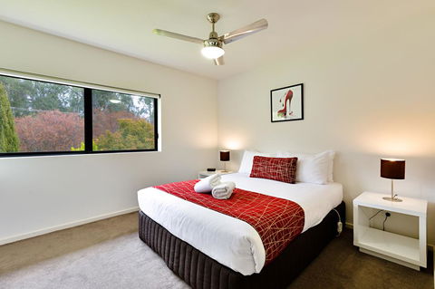 Apex Park Holiday Apartments - Sunshine Coast Guide 2