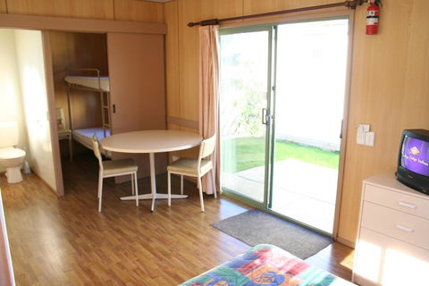Apollo Bay Holiday Park - Sunshine Coast Guide 1