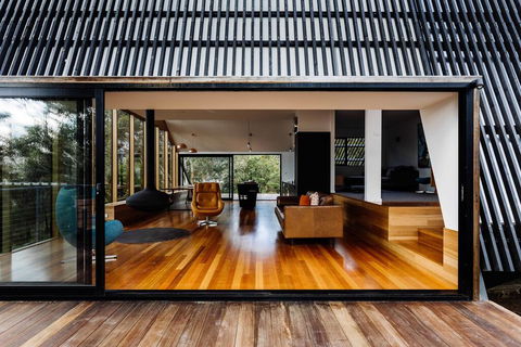 Apollo Bay House - Sunshine Coast Guide 0