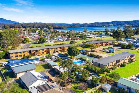 Apollo Unit 27 - Sunshine Coast Guide 3