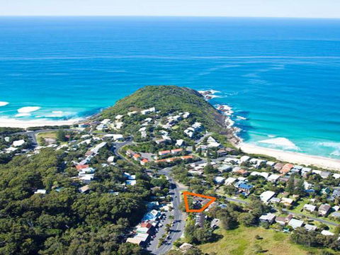 Aqua Apartment #3 - Sunshine Coast Guide 0