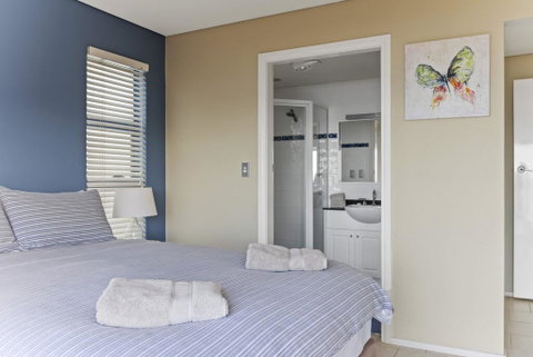 Aqua Shores Award Winning Apartment - Sunshine Coast Guide 3