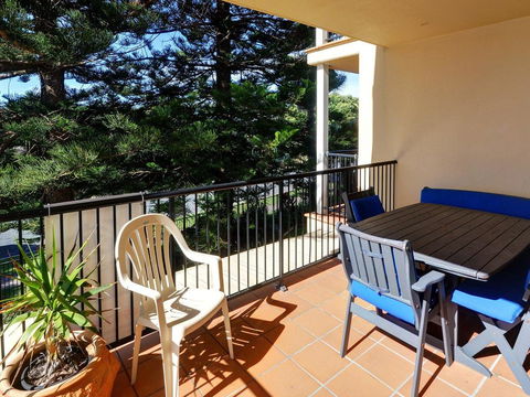 Aquarius Apartment 4 - Sunshine Coast Guide 0