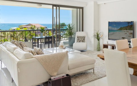 Aqueous Apartment - Sunshine Coast Guide 0