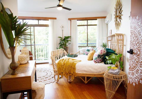 Aquila Retreat Mansion - Sunshine Coast Guide 2