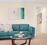 Art Deco apartment steps from harbour and beach - Sunshine Coast Guide