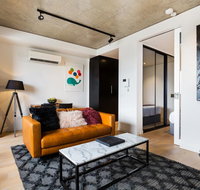 Artsy Apartment CBD City Views and Balcony - Sunshine Coast Guide