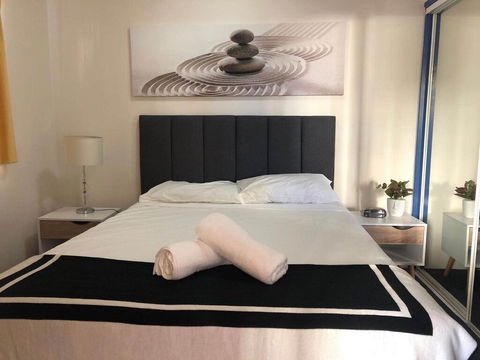 Aruba Sands Resort - Sunshine Coast Guide 2