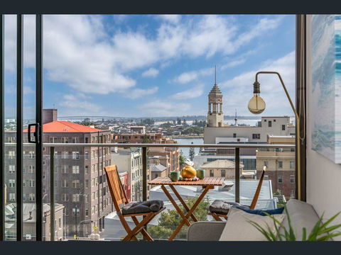 Arvia Newcastle - Sunshine Coast Guide 0