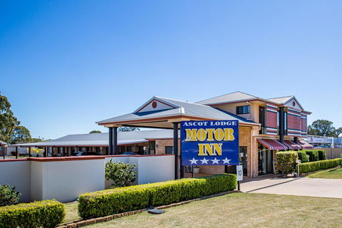 Ascot Lodge Motor Inn - Sunshine Coast Guide 0