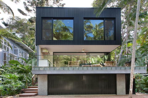 Luxury Rainforest Retreat, Little Cove - Sunshine Coast Guide 3