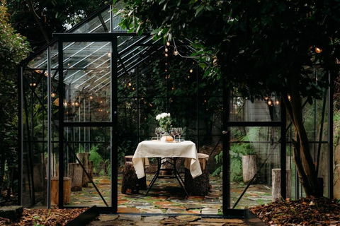 Luxury Treetop Escape With A Garden Glasshouse - Sunshine Coast Guide 0