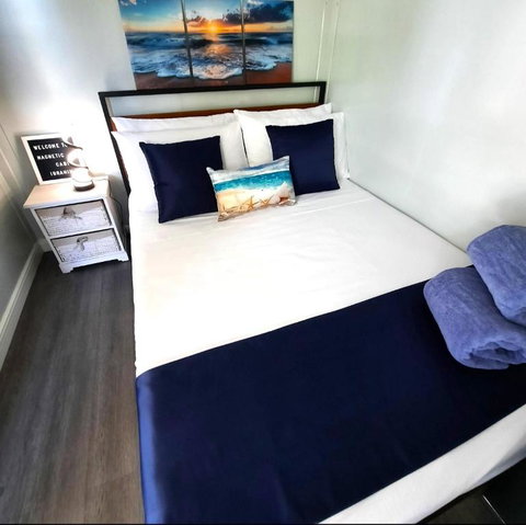 MAGNETIC CABIN Entire Studio On Magnetic Island - Sunshine Coast Guide 0