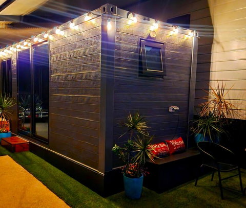 MAGNETIC CABIN Entire Studio On Magnetic Island - Sunshine Coast Guide 3